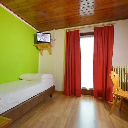 Meuble' Joli Hotel Breuil-Cervinia