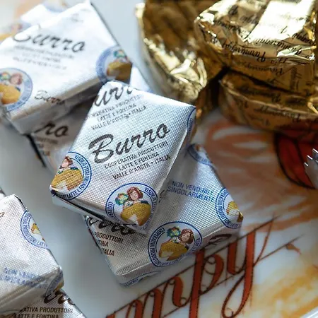 Meuble' Joli 2* بيريوِل تْشيرفينيا