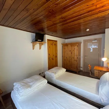 Hotel Meuble' Joli Breuil-Cervinia