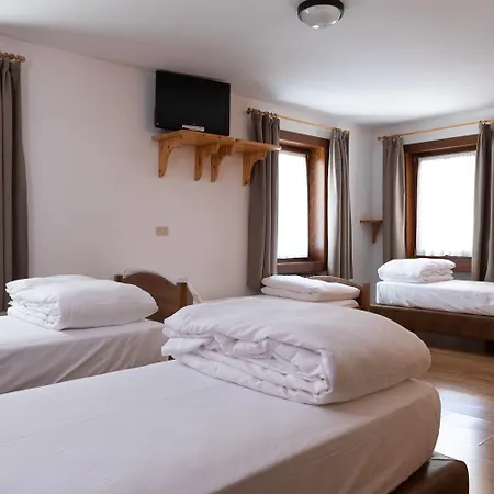Meuble' Joli Hotel