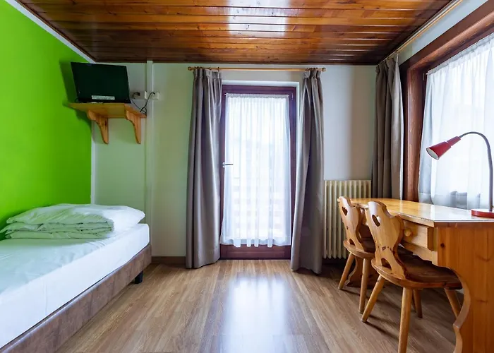 Hotel Meuble' Joli Breuil-Cervinia