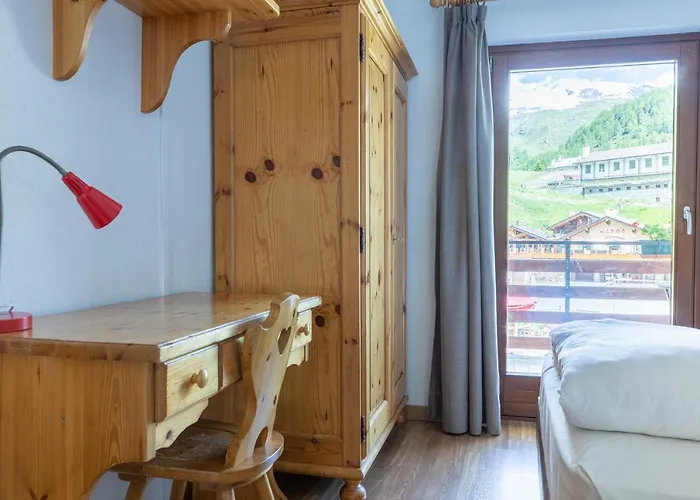 Meuble' Joli Hotel Breuil-Cervinia