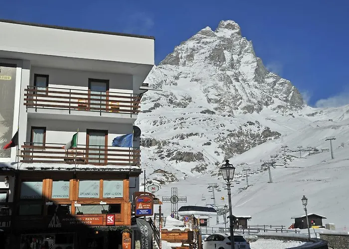 缪博卓利酒店 2*